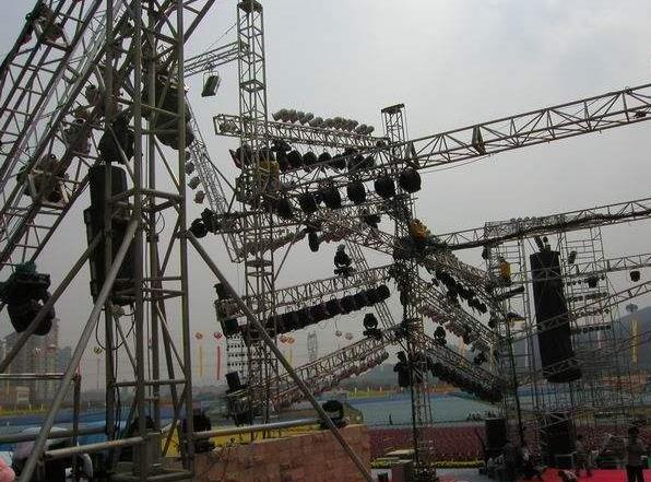 制动电机刹车电机在舞台设备上的应用